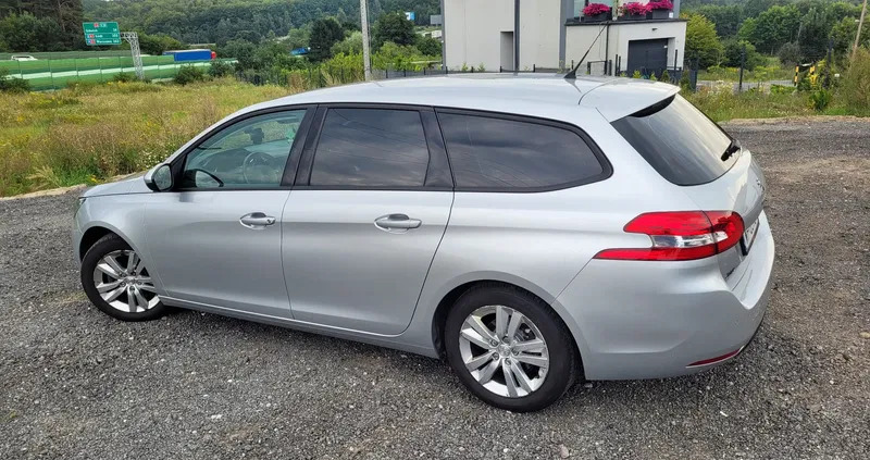 kujawsko-pomorskie Peugeot 308 cena 38900 przebieg: 143050, rok produkcji 2017 z Gdynia